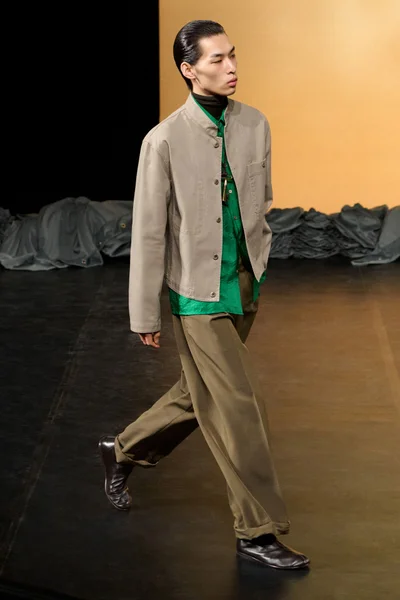 Look 56